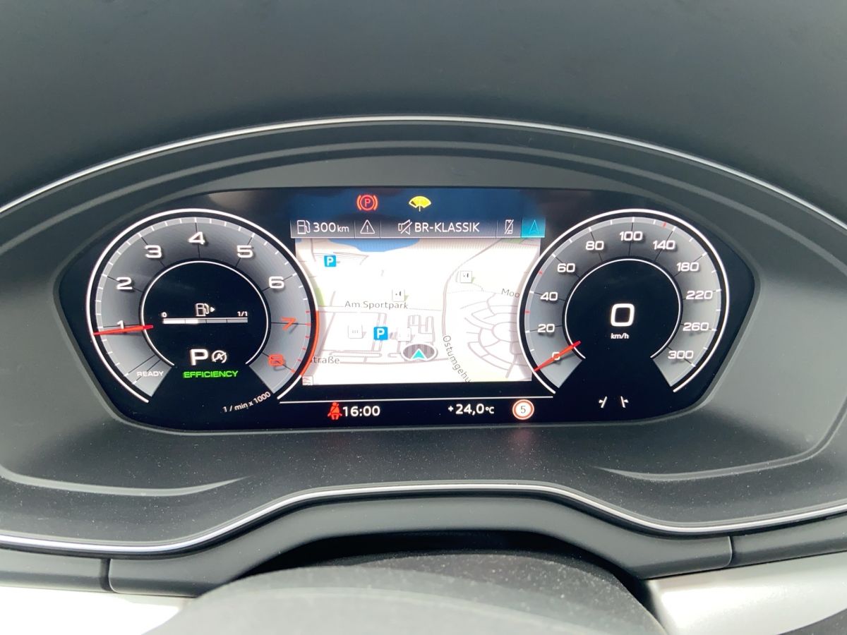 Audi Q5 Sportback S line 45 TFSI quattro S tronic - Samsaru's Car Outlet