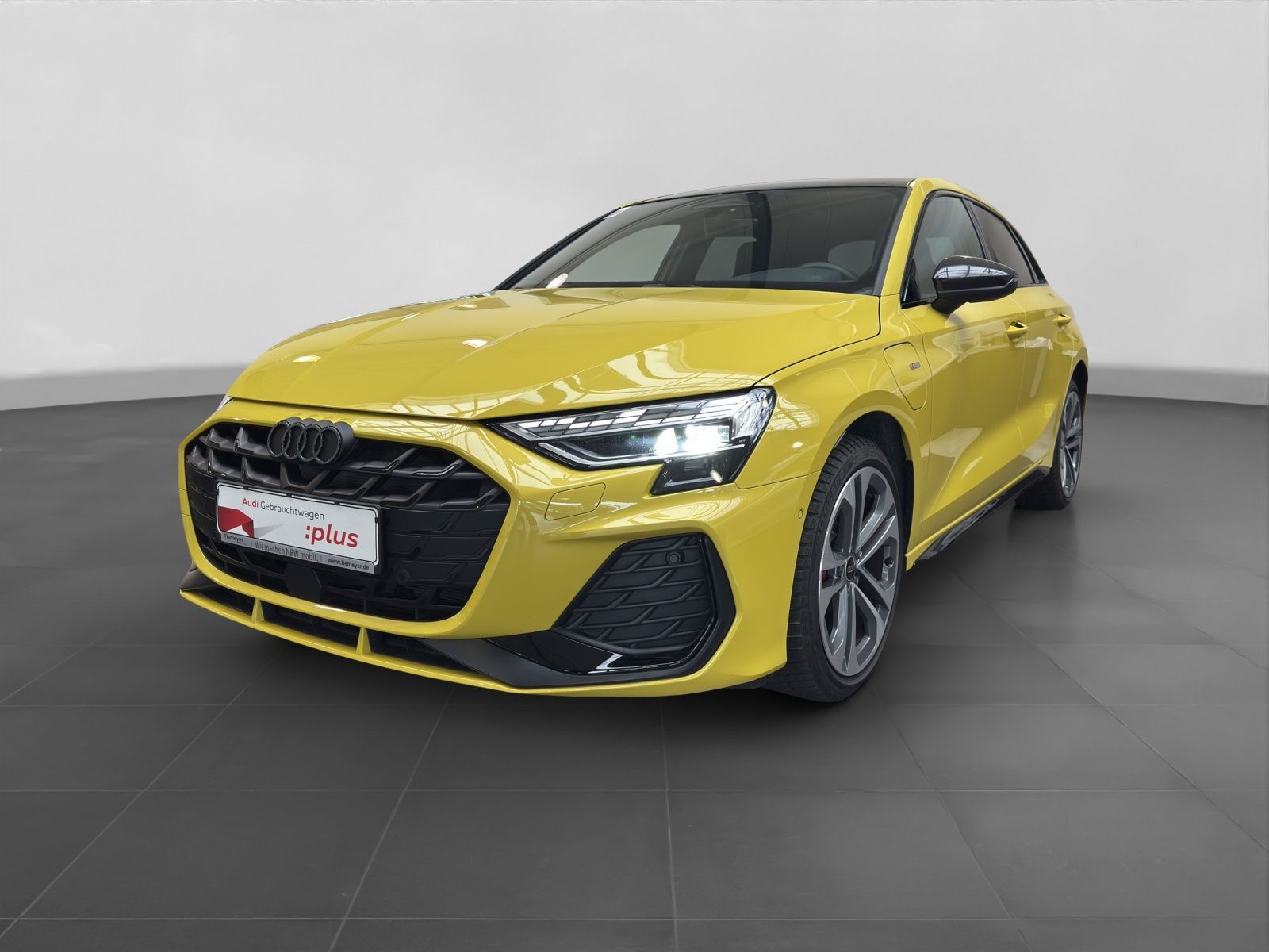 Audi A3 Sportback 45 TFSIe 2x S LINE S-SITZE PANO MAT