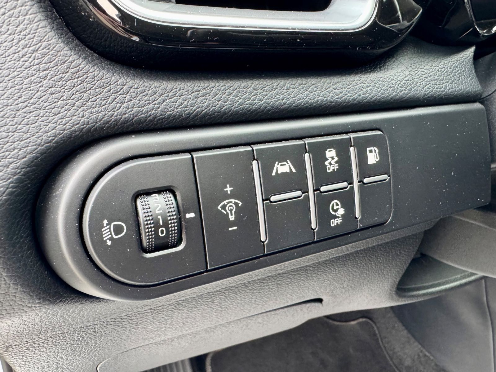 Kia cee'd - Samsaru's Car Outlet