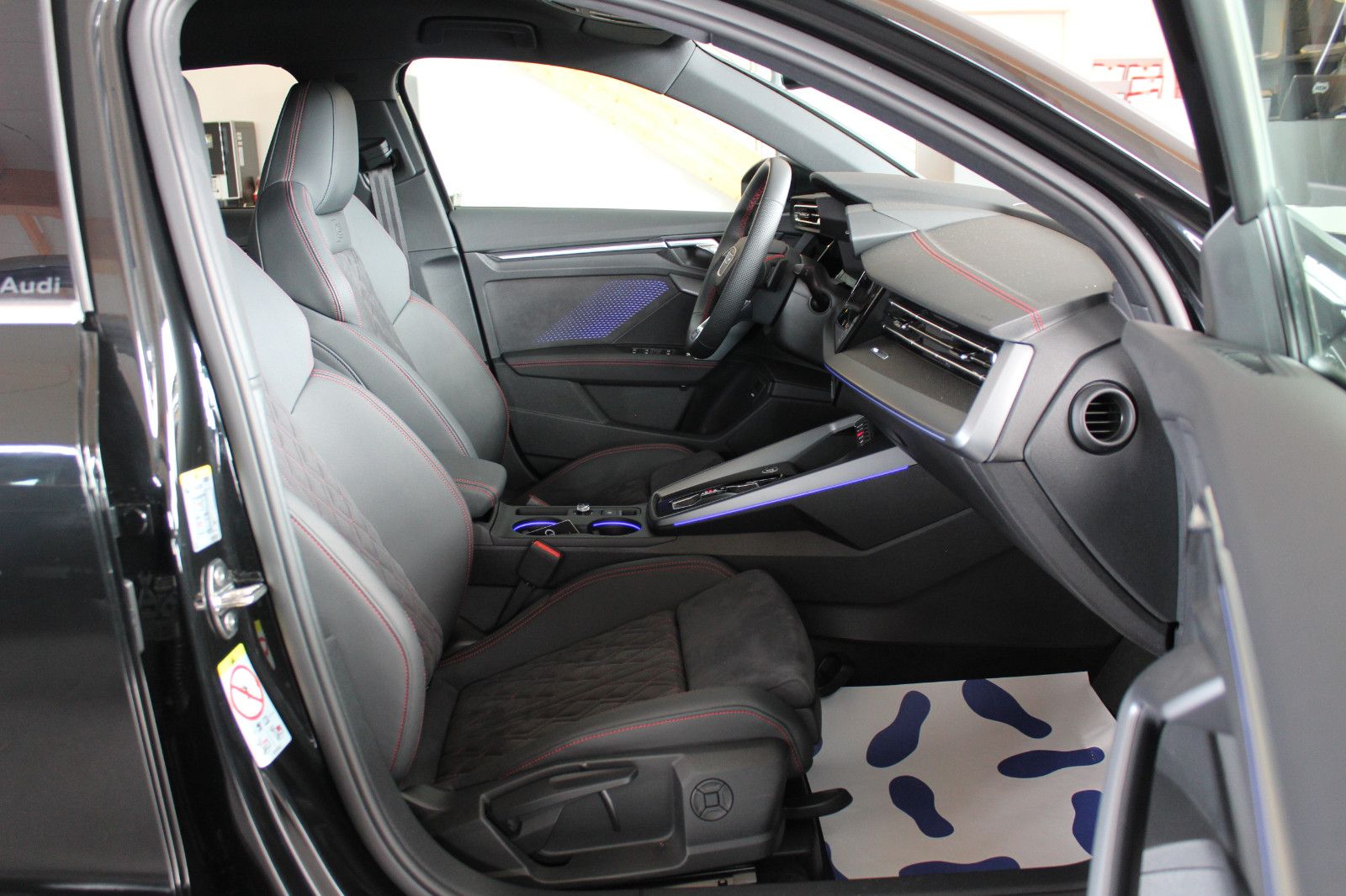 Audi A3 Sportback 35 TFSI S line sport S tronic - Samsaru's Car Outlet