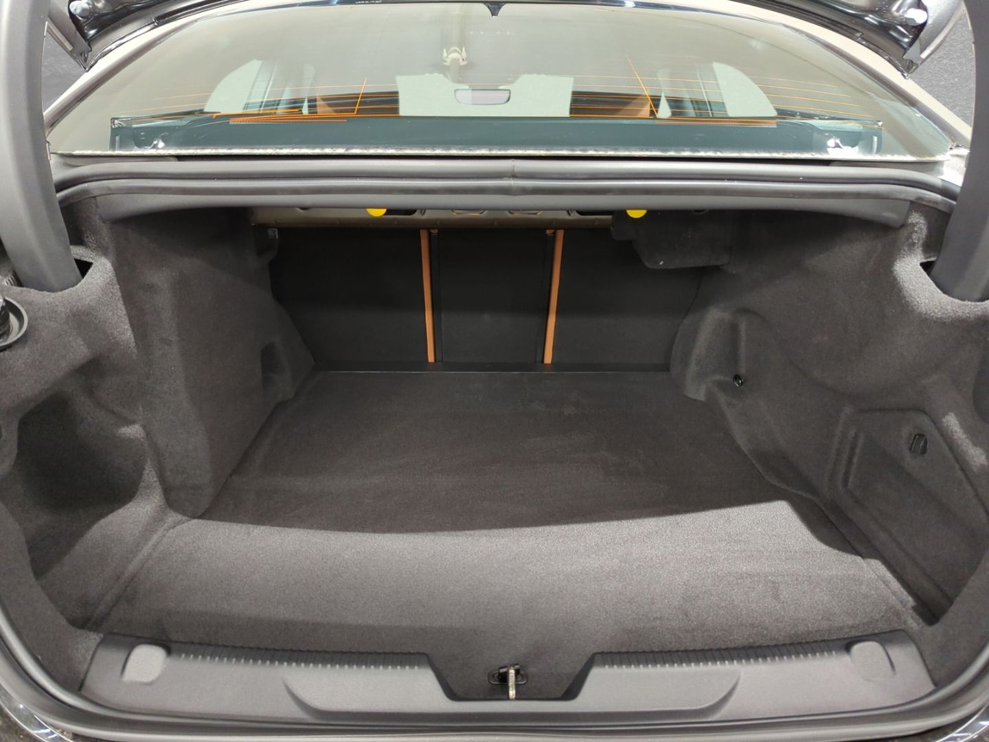 Jaguar XE D200 R-Dynamic HSE FAHRASSISTENZ-PAKET PANORA
