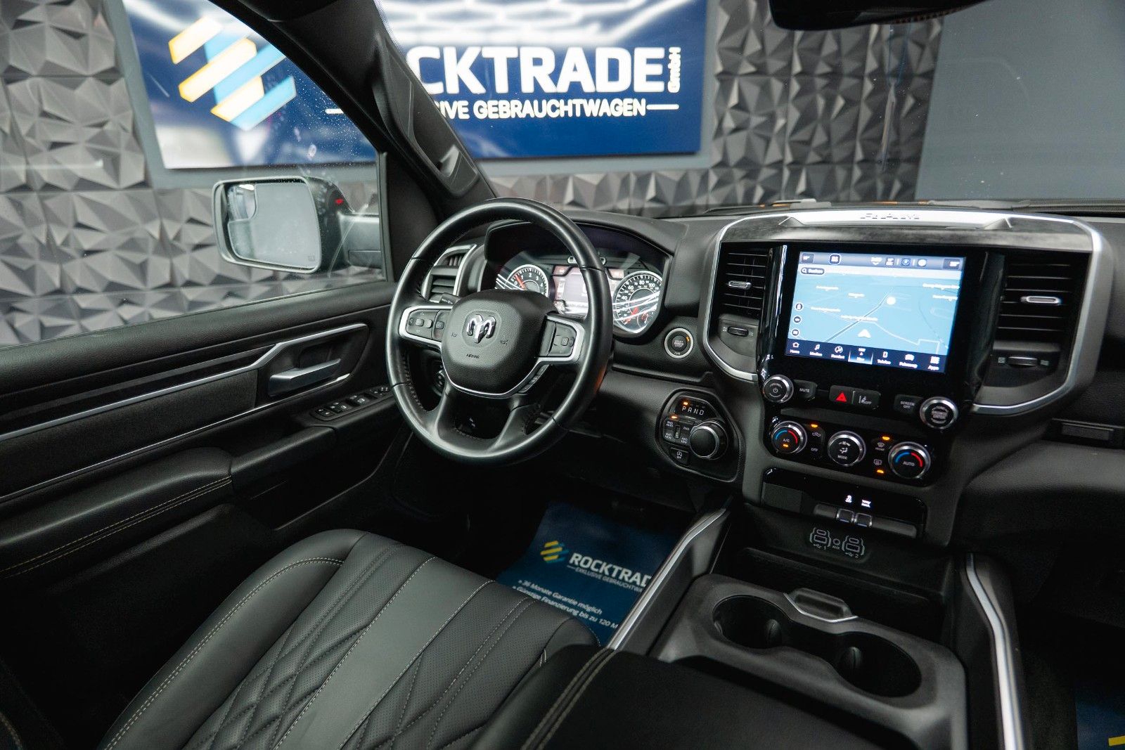 Dodge RAM 5.7 V8 HEMI 4x4 OFFROAD Night-Paket *LED*19%
