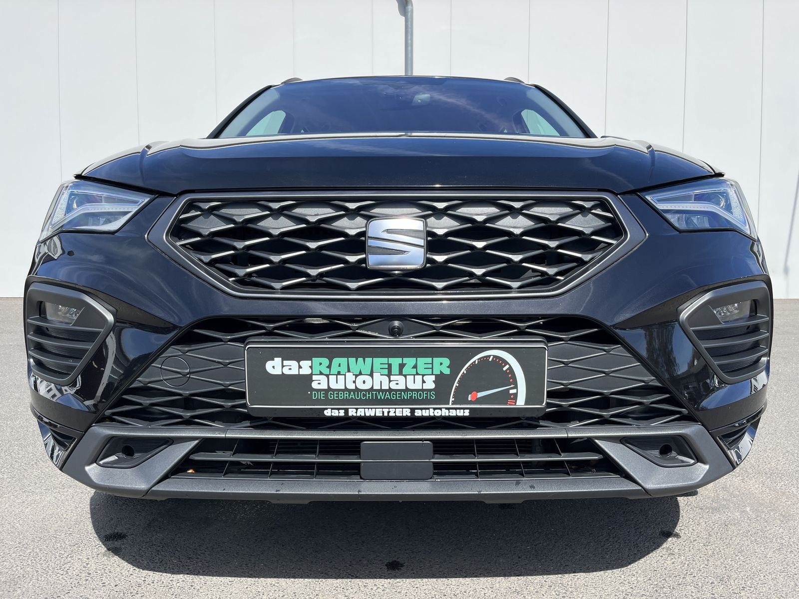 Seat Ateca 1.5 TSI DSG FR AHK 18" NaviPlus 360-RFK Be