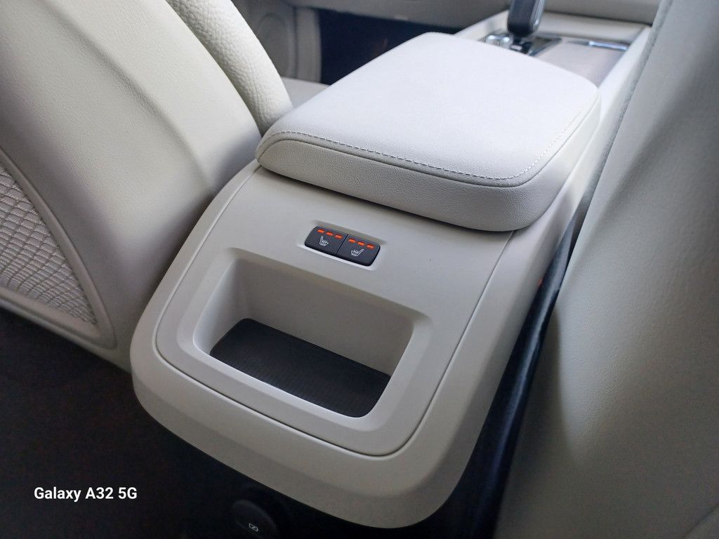 Volvo XC60 T8° Ultimate Dark Recharge Plug-In Hybrid A