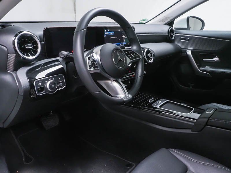 Mercedes-Benz A 180 LIMOUSINE Progressive - Samsaru's Car Outlet