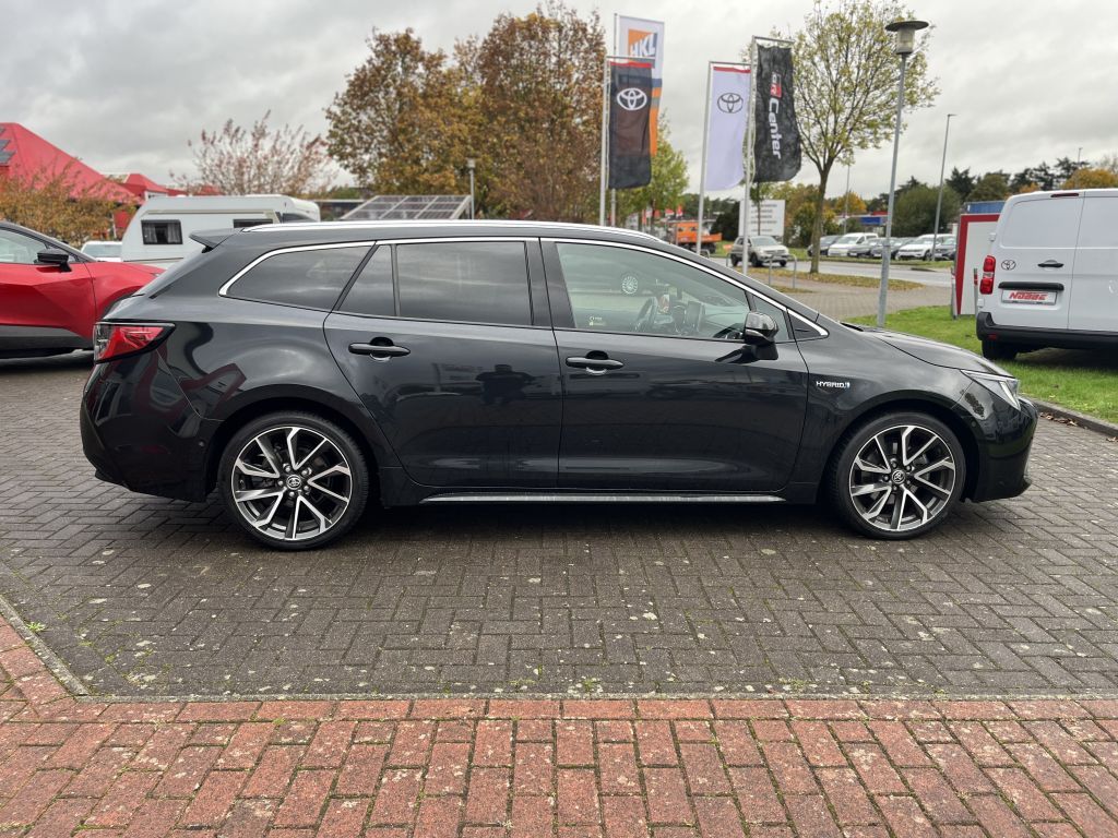 Toyota Corolla 2.0 Hybrid Touring Sports Lounge