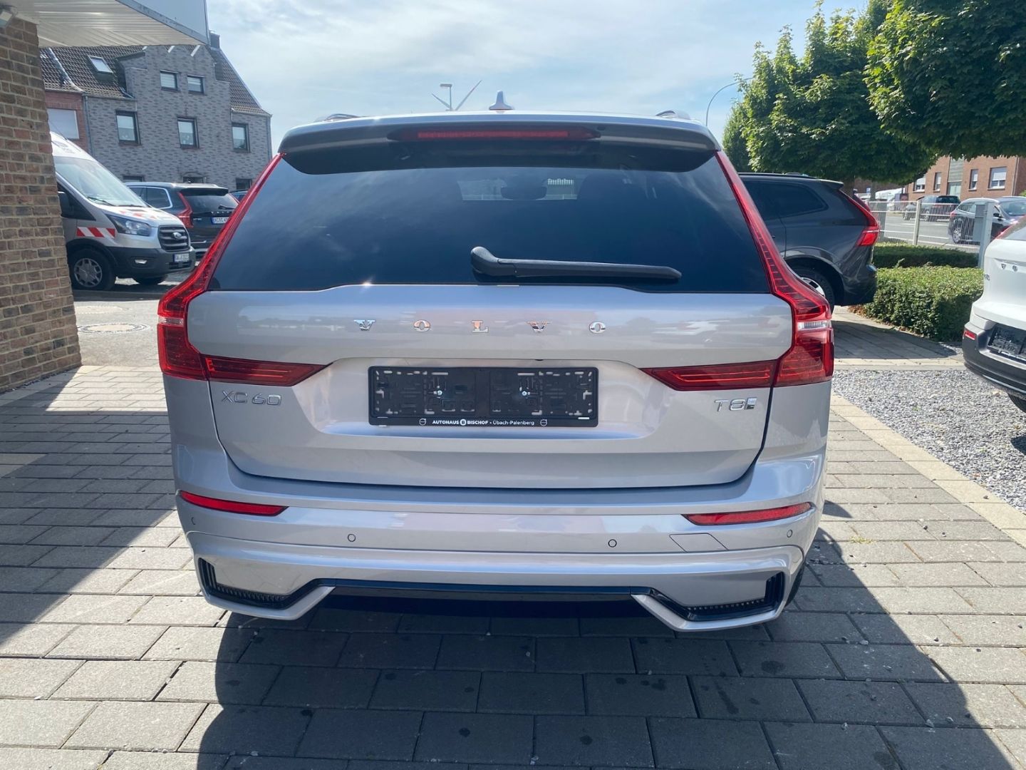 Volvo XC60 T8 Ultra Dark Plug-In Hybrid AHK Pano 360 A