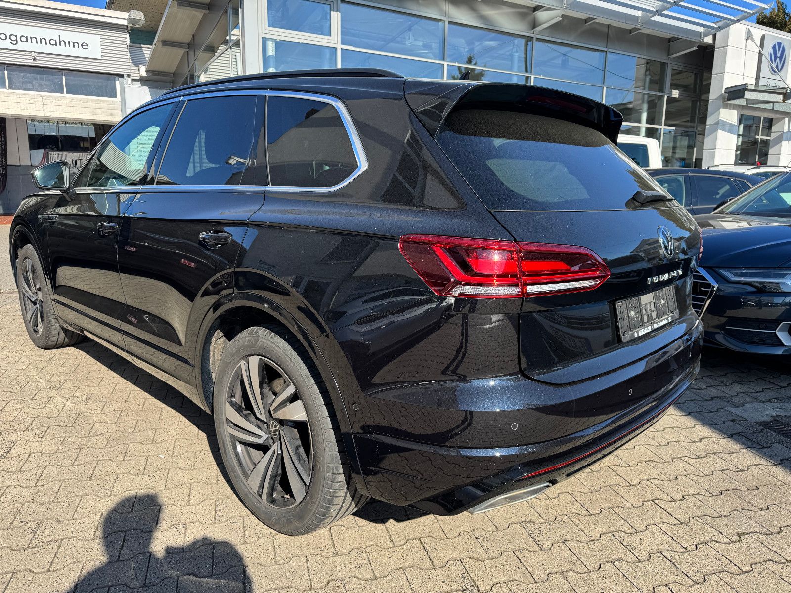 Volkswagen Touareg R-Line 3.0 V6 TSI 4MOTION -Vollausstatt.