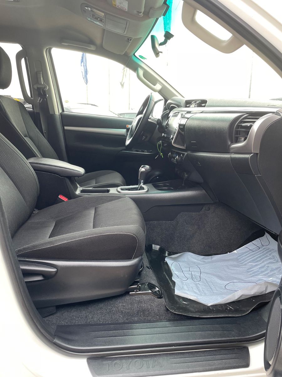 Toyota Hilux Double Cab Comfort 4x4