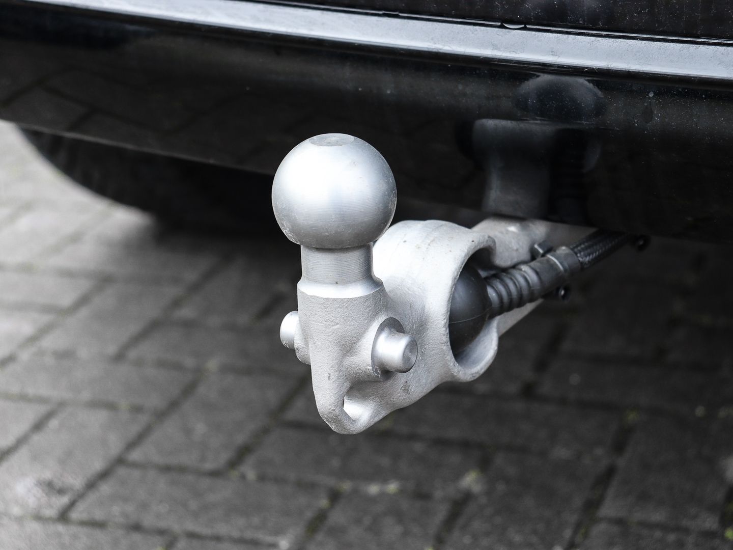 Volvo XC60 Plus Black Edition Recharge Plug-In Hybrid