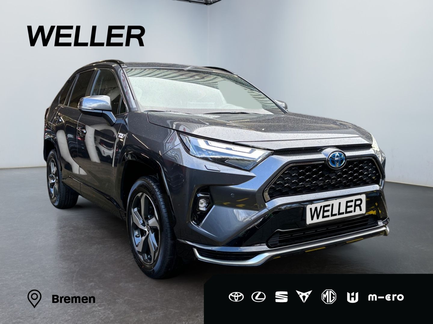 Toyota RAV 4 Plug-in-Hybrid 4x4 - Samsaru's Car Outlet
