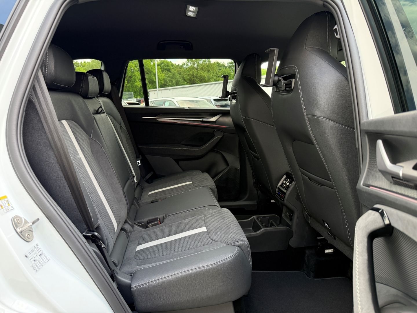 Skoda Kodiaq II 1.5 TSI iV DSG Sportline AHK Navi DCC