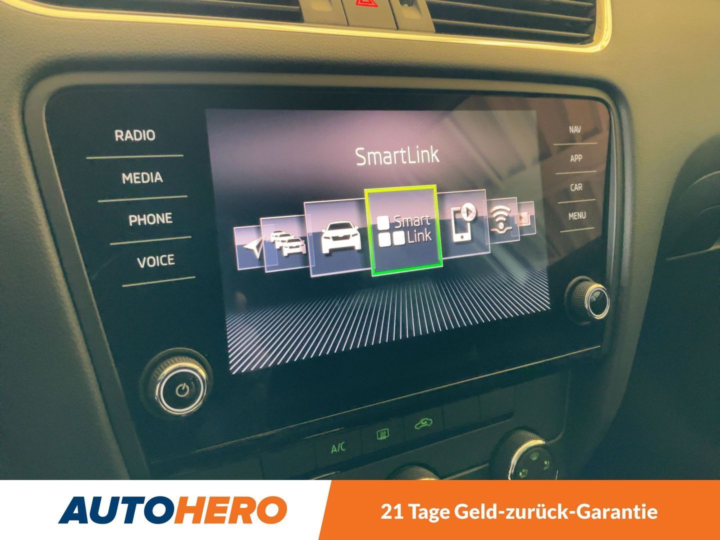 Skoda Octavia 2.0 TDI Ambition - Samsaru's Car Outlet