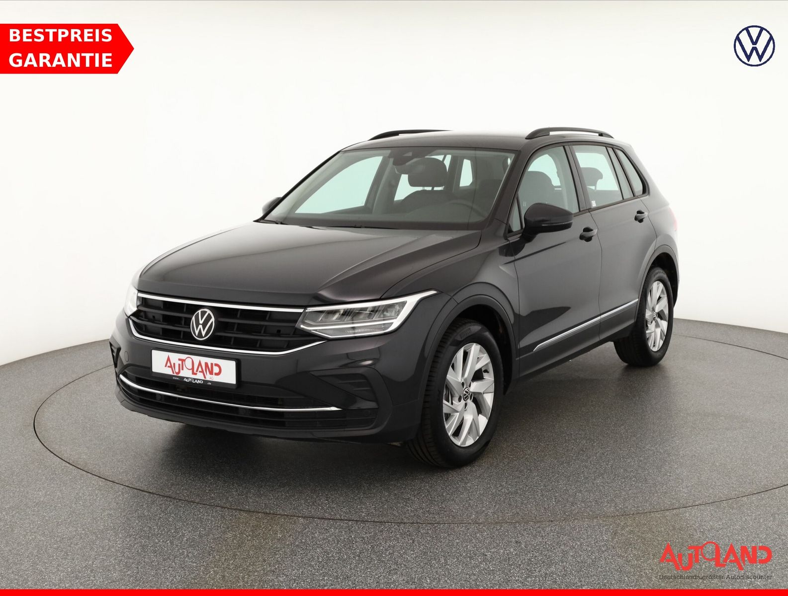 Volkswagen Tiguan 2.0 TSI 4Motion Life - Samsaru's Car Outlet