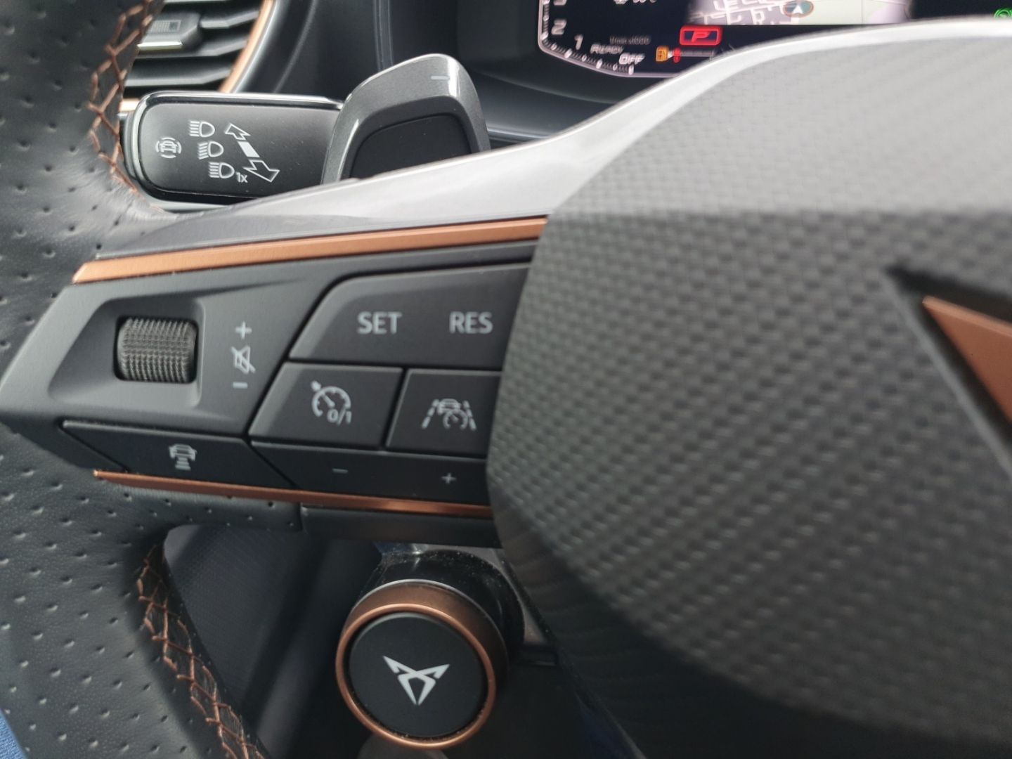 Cupra Formentor VZ 4Drive 2.0 TSI AHK Navi Kamera ACC