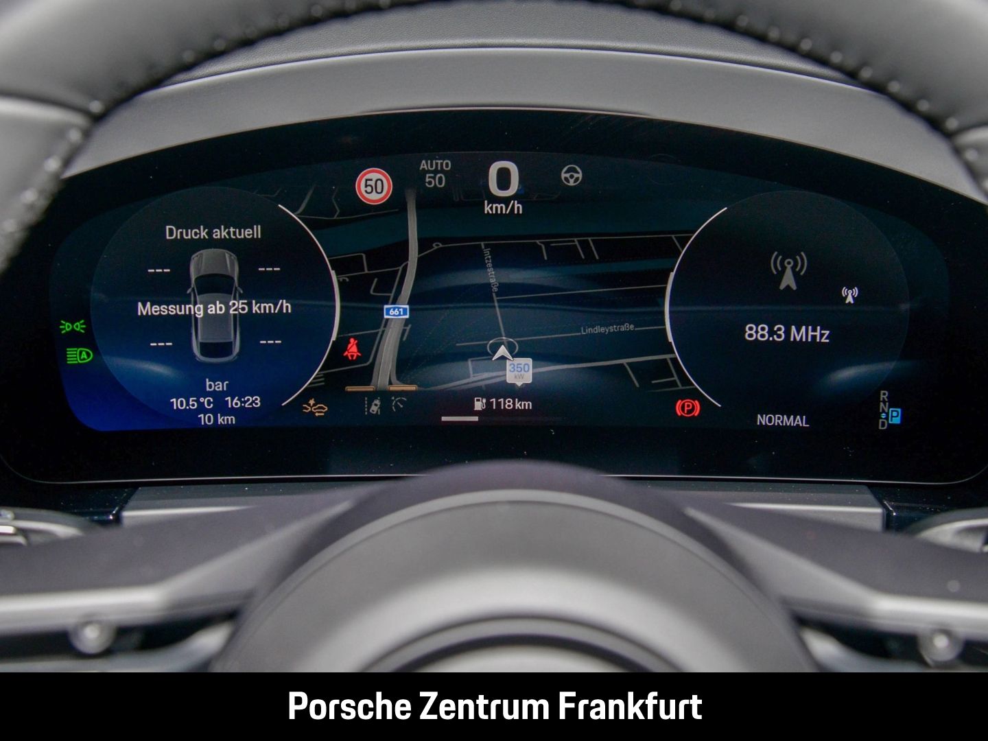 Porsche Macan 4 Surround-View InnoDrive LED-Matrix