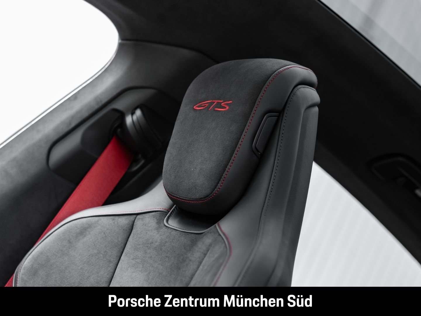 Porsche Taycan GTS LED-Matrix Panorama Surround-View