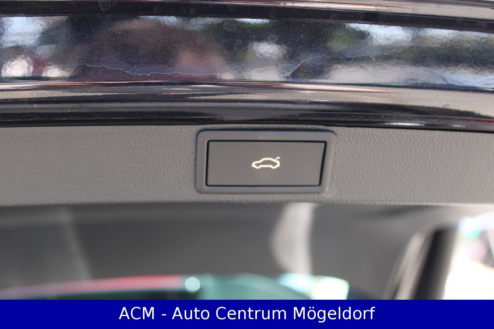 Skoda Octavia 2.0TDI Sportline - Samsaru's Car Outlet