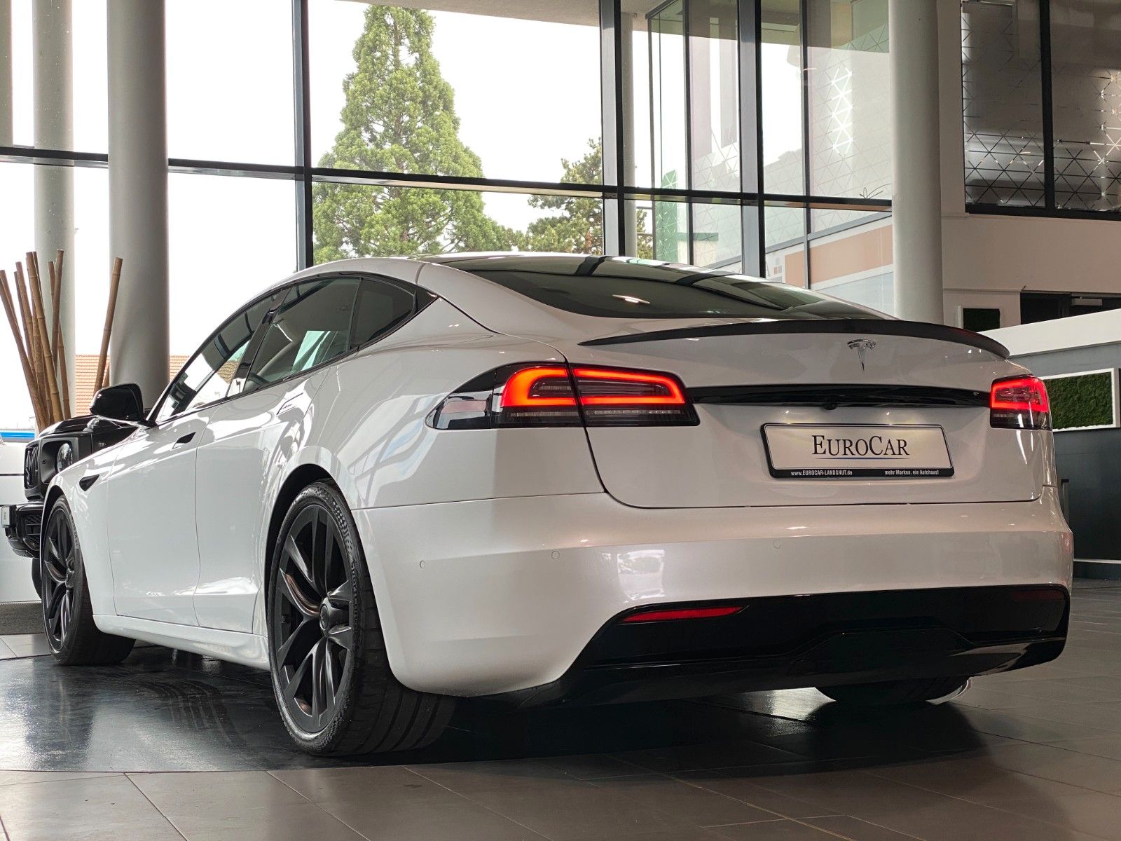 Tesla Model S Plaid AWD Yoke FSD-Autopilot Pano Sbel