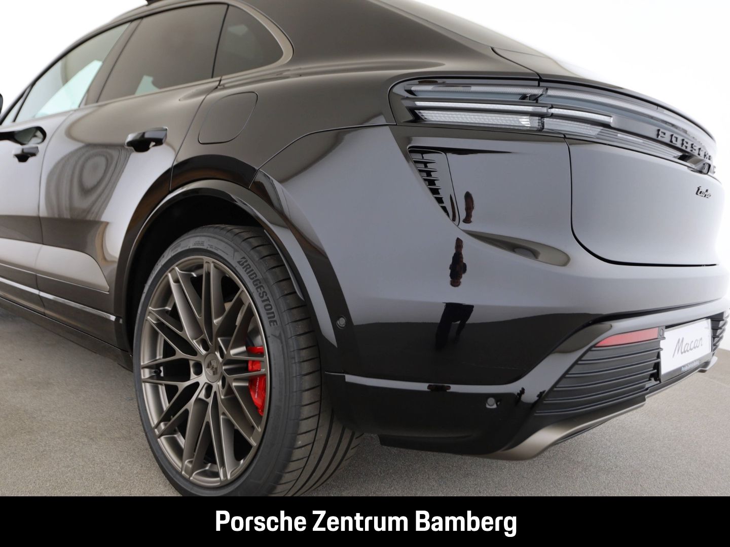 Porsche Macan Turbo/ 22 Zoll/ Sitzbelüft./ Matrix/ Head