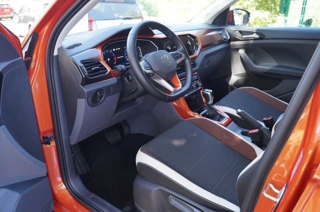Volkswagen T-Cross R line - Samsaru's Car Outlet