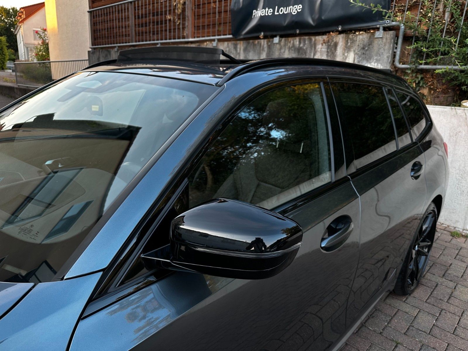 BMW 330e M Sport Shadow - Samsaru's Car Outlet