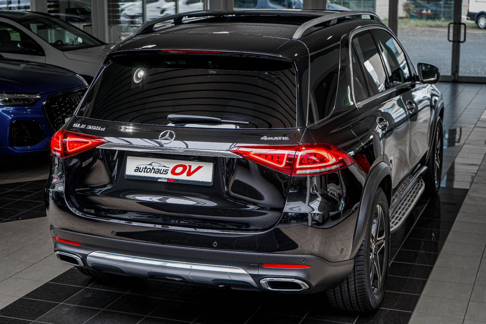 Mercedes-Benz GLE 300d 4M*Exclusive*3xTV*360*Distr*Pano*7xSitz