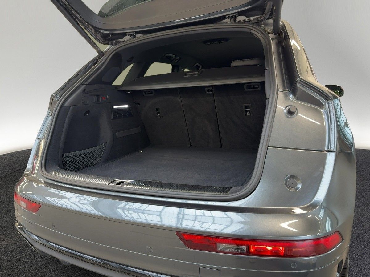 Audi Q5 S line 40 TDI quattro virtual AHK
