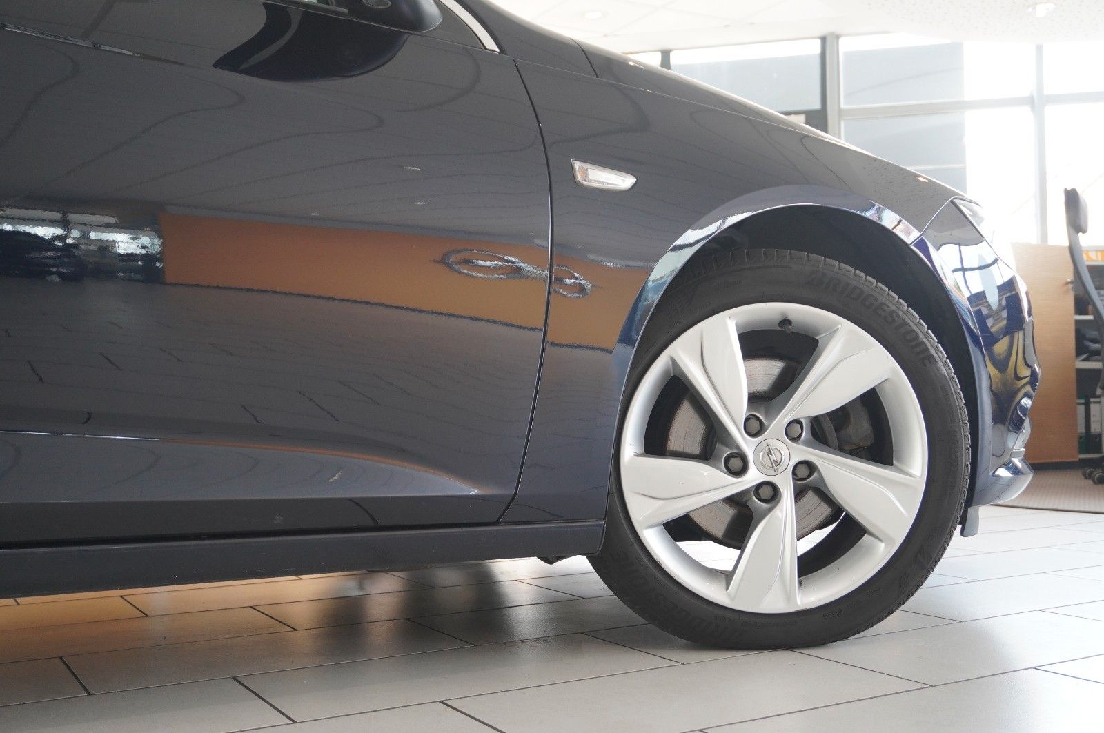 Opel Insignia B ST 2.0D INNOV. 4X4 - Samsaru's Car Outlet