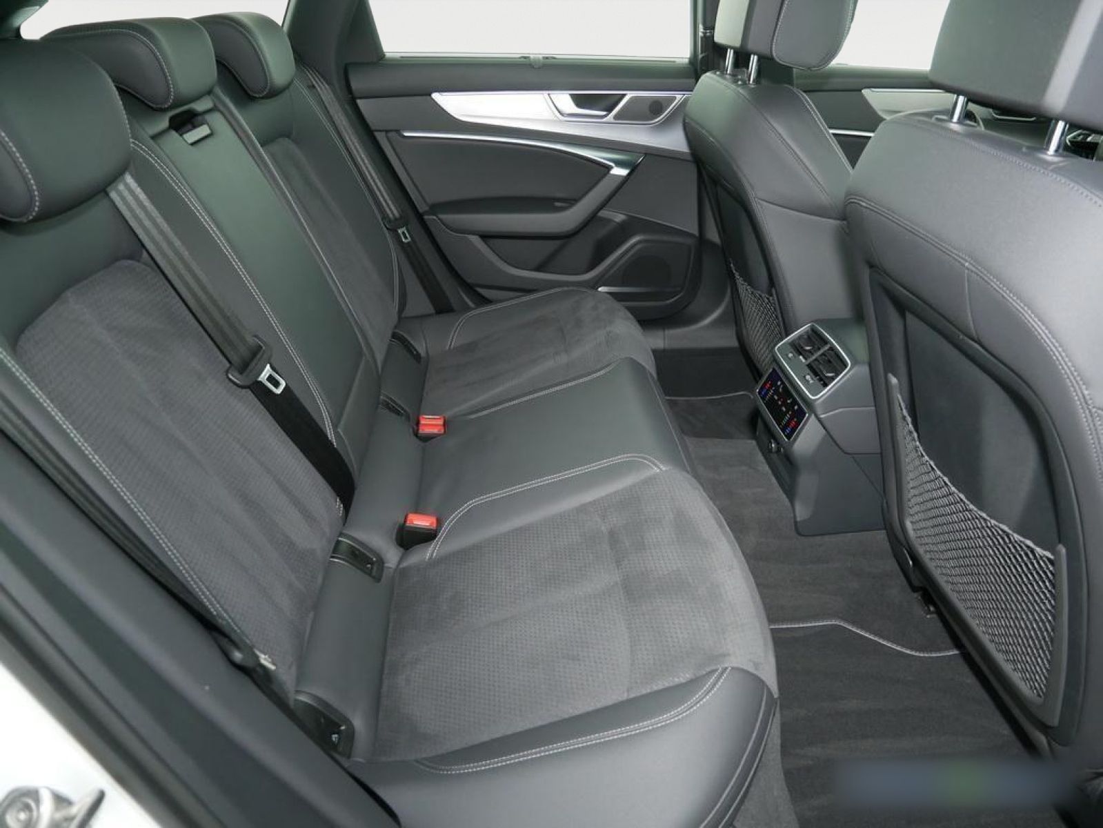 Audi A6 Avant S line 50 TFSI e quattro S tronic - Samsaru's Car Outlet