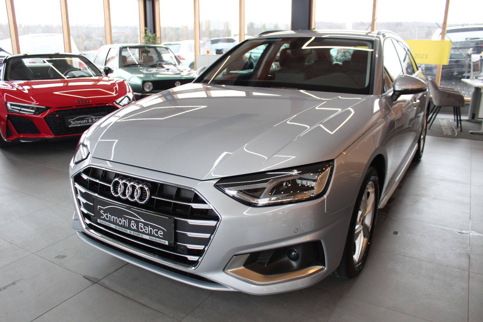Audi A4 Avant 40 TDI S tronic advanced - Samsaru's Car Outlet