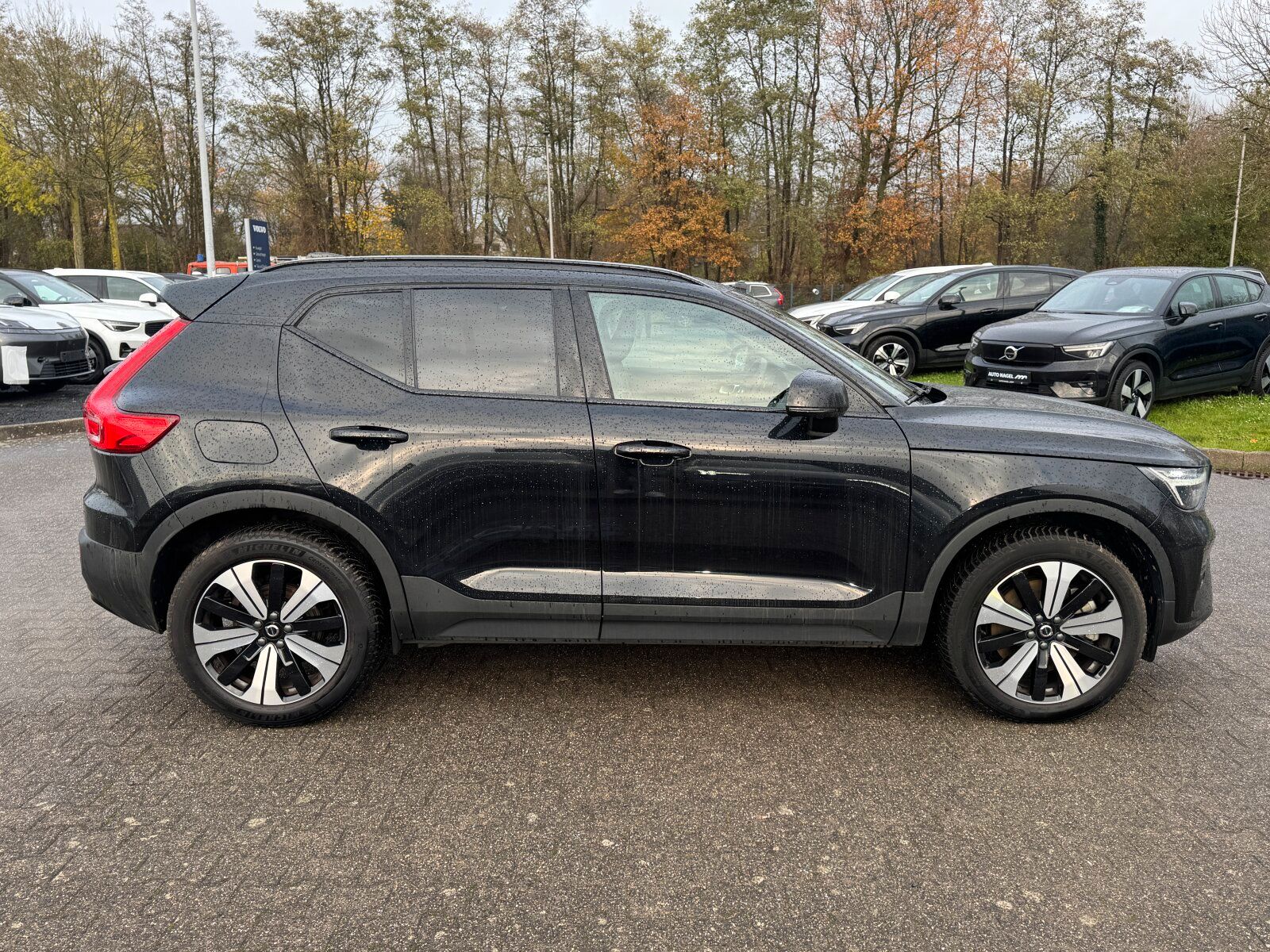 Volvo XC40 T5 Ultimate Dark AHK|PANO|