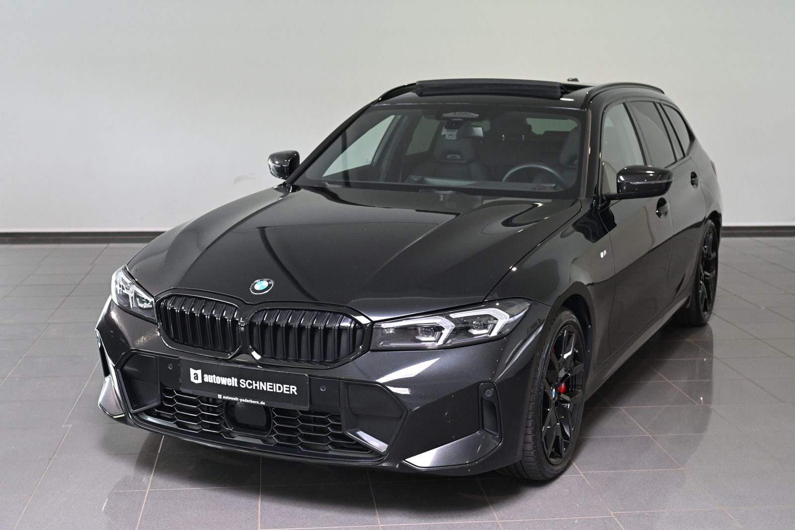 BMW 320 d xDrive M Sport Pro M-Sitze AHK Pano StHz 