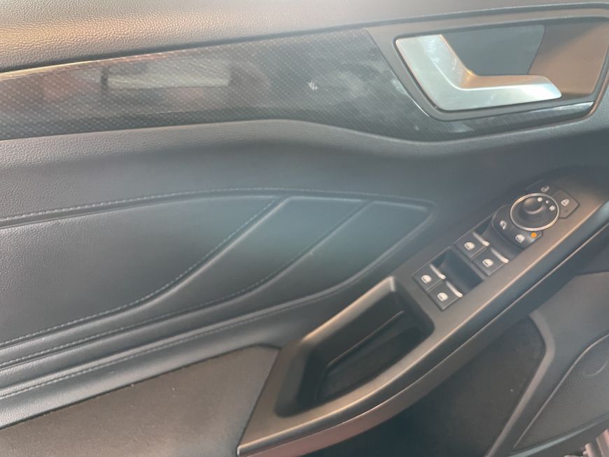 Ford Focus Turnier 1.0 EcoBoost Hybrid Aut. ST-LINE