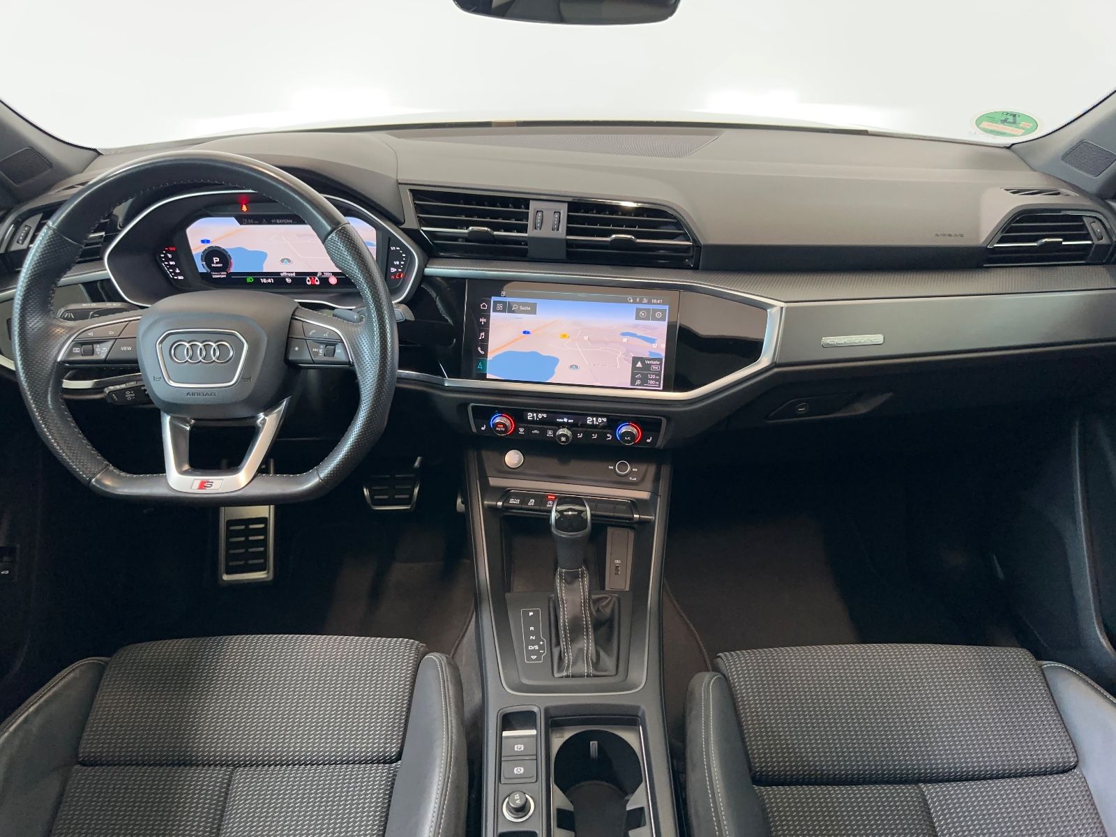 Audi Q3 Sportback 45 TFSI quattro S line - Samsaru's Car Outlet