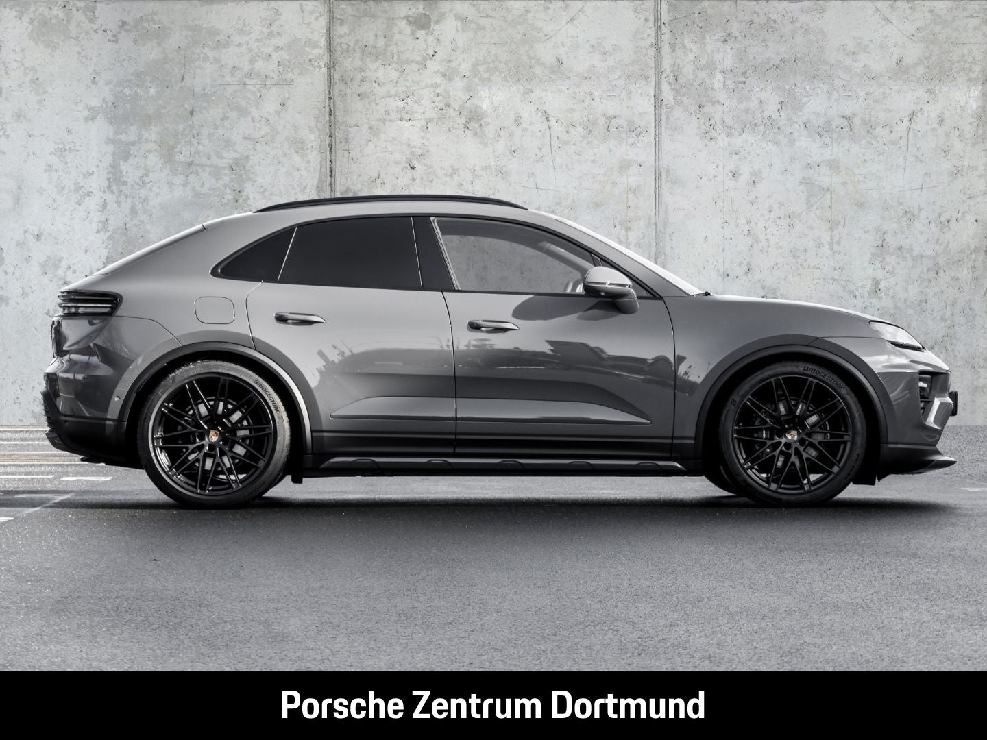 Porsche Macan 4 BOSE Surround-View Panorama Luftfederung