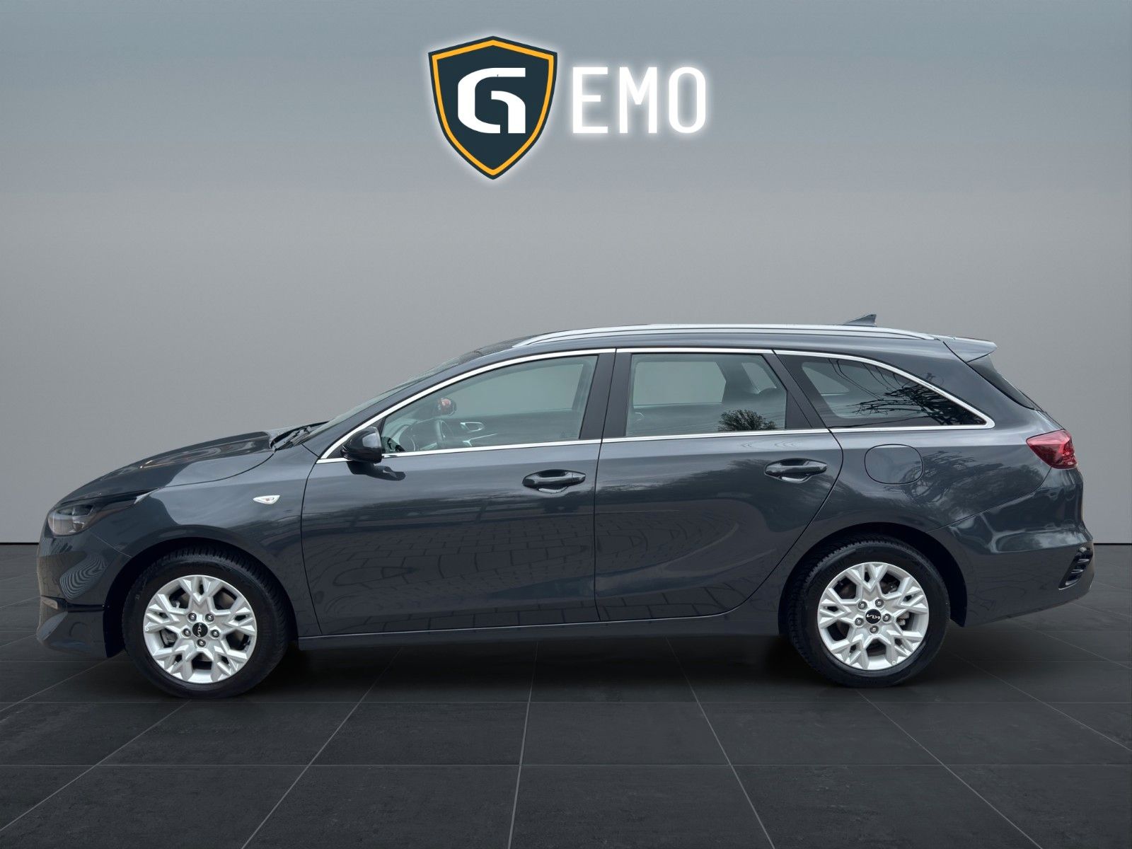 Kia cee'd / Ceed Vision - Samsaru's Car Outlet