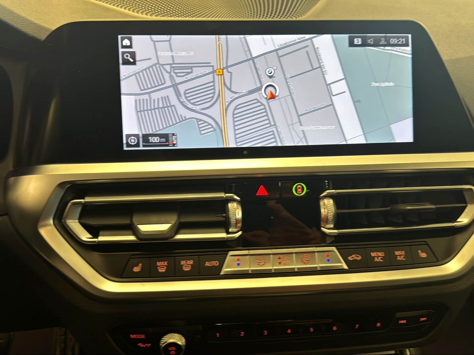 BMW 330i Limousine M Sport - Samsaru's Car Outlet