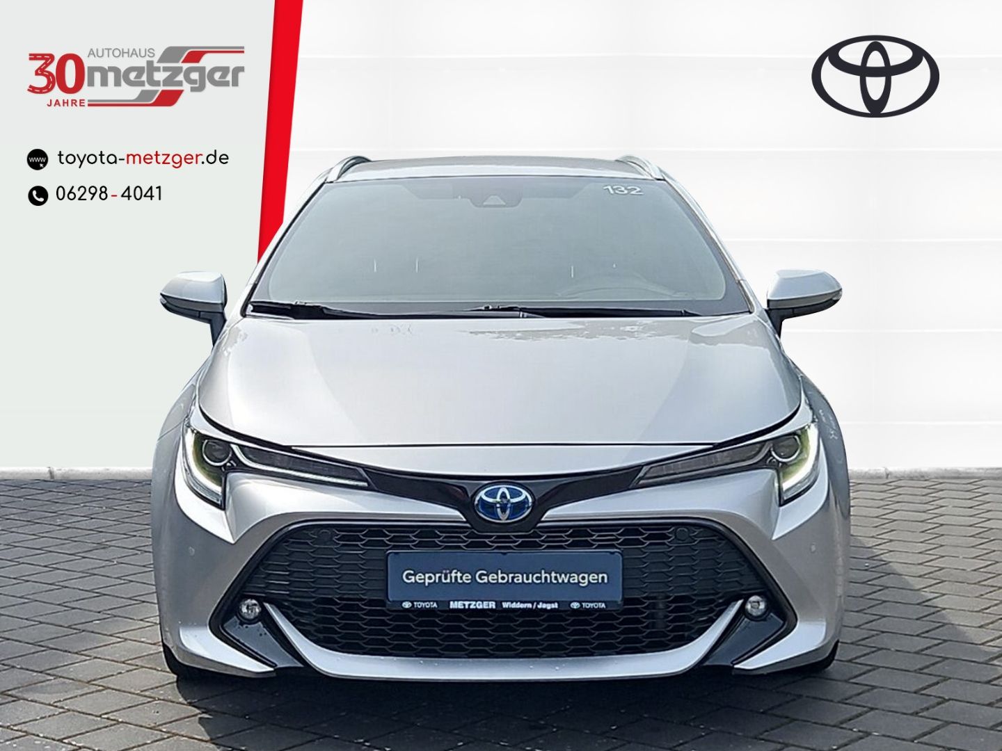 Toyota Corolla Touring Sports 1.8 Hybrid Club - Samsaru's Car Outlet
