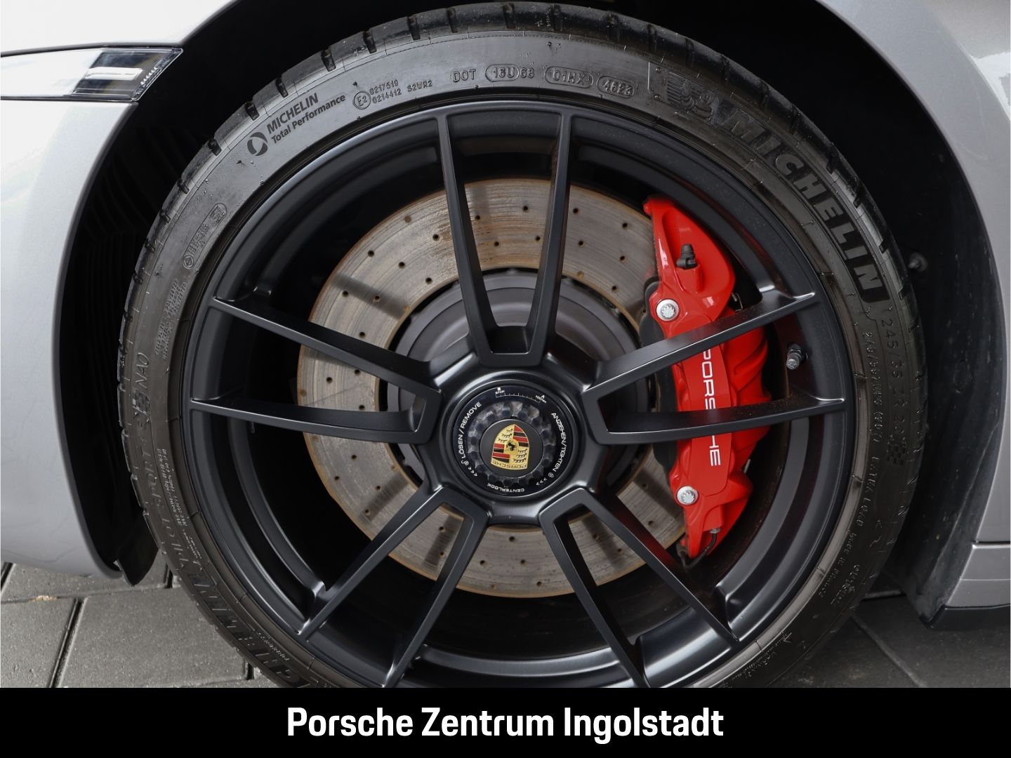 Porsche 992 (911) Targa 4 GTS, Hinterachslenkung, PA Sur