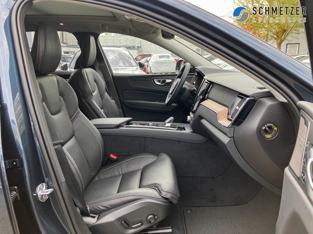 Volvo XC60+T8+AWD+Ultimate+AHK+360°Kam+Massage+Standhz