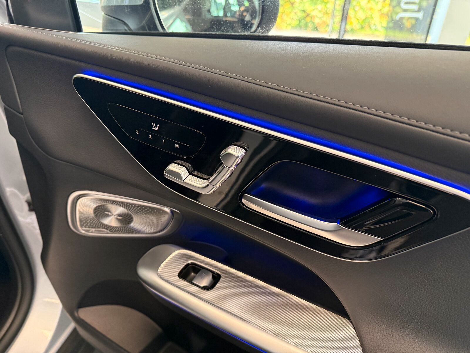 Mercedes-Benz GLC 300 e 4M AMG - Samsaru's Car Outlet