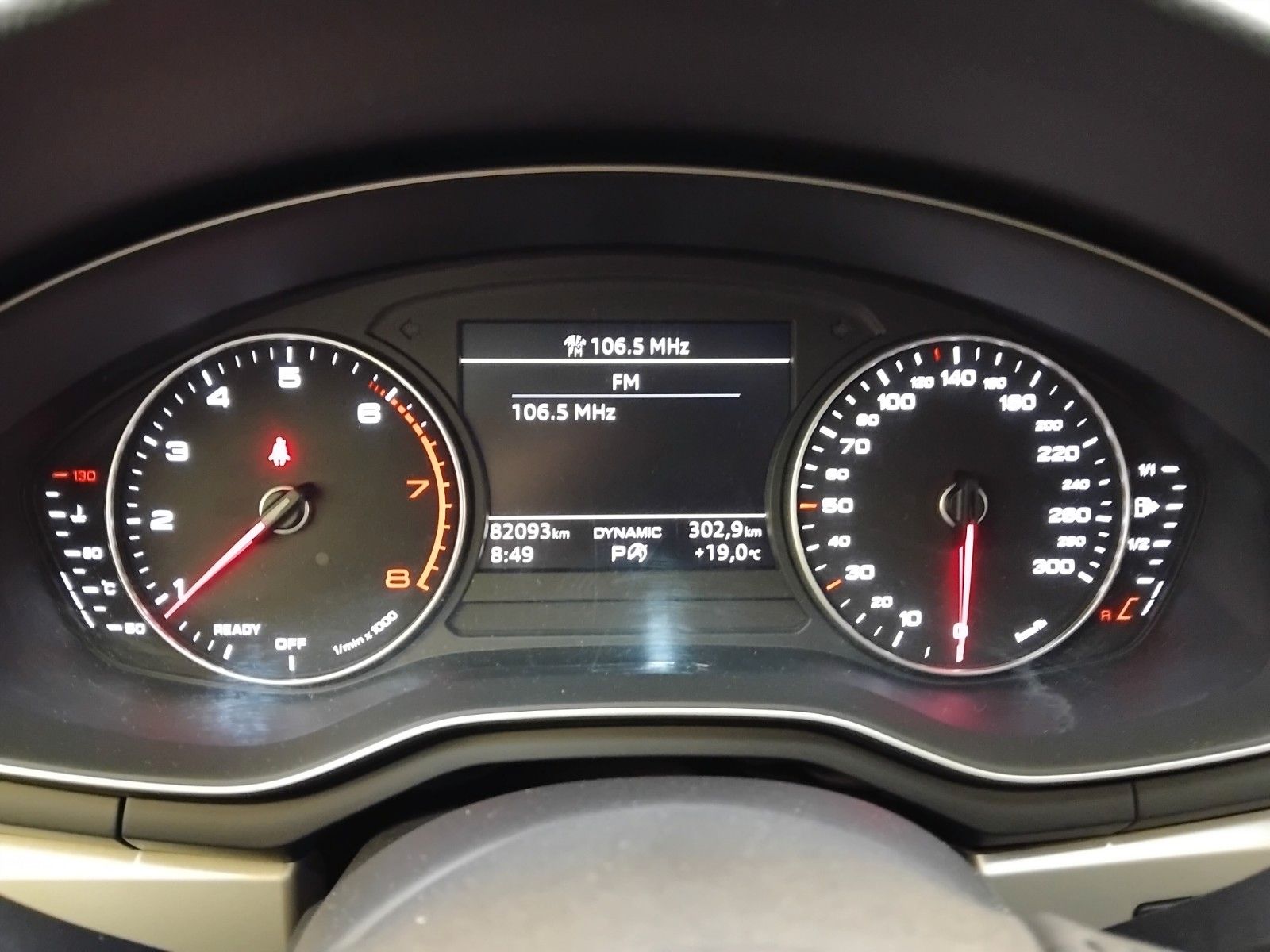 Audi A4 Avant 40 2.0 TFSI advanced - Samsaru's Car Outlet