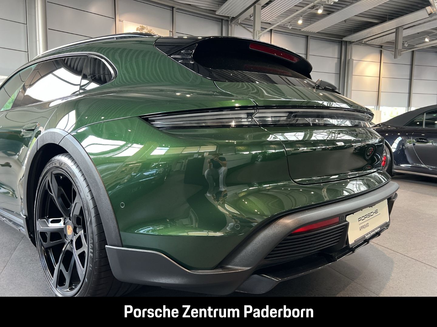 Porsche Taycan 4S Cross Turismo InnoDrive Head-Up 21-Zol