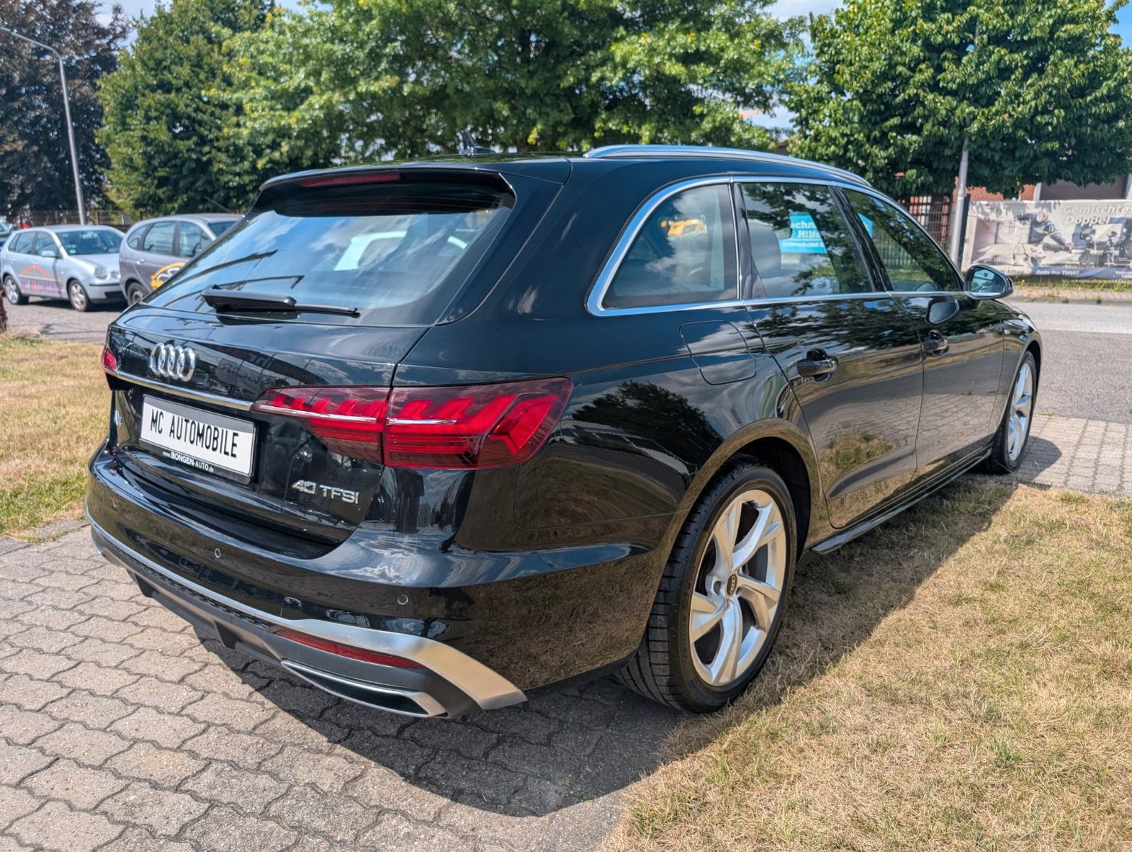 Audi A4 Avant 40 TFSI S line - Samsaru's Car Outlet