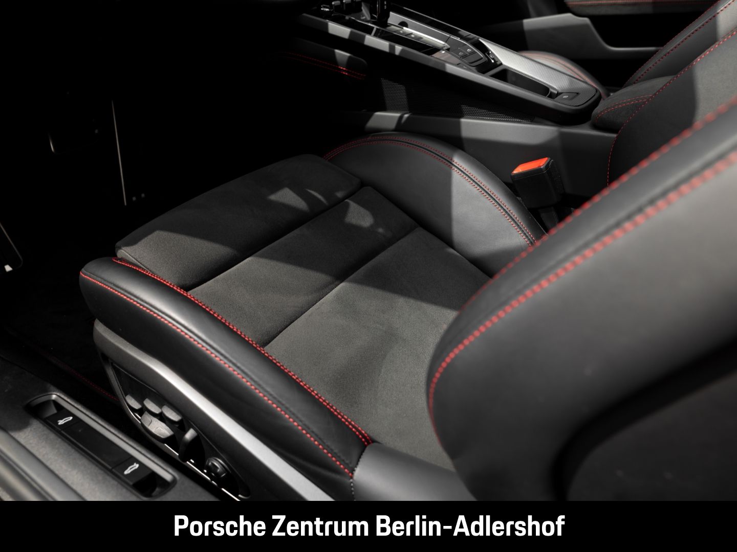 Porsche 992 911 Targa 4 GTS Arktikgrau BOSE HA-Lenkung