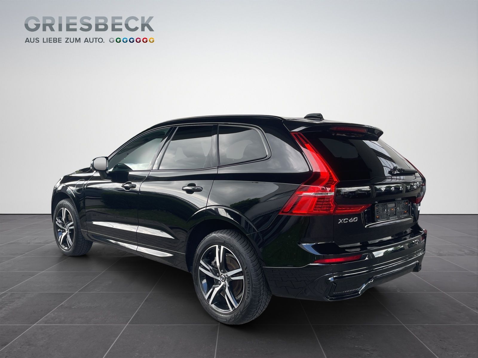 Volvo XC60 Twin Engine R Design Recharge AHK