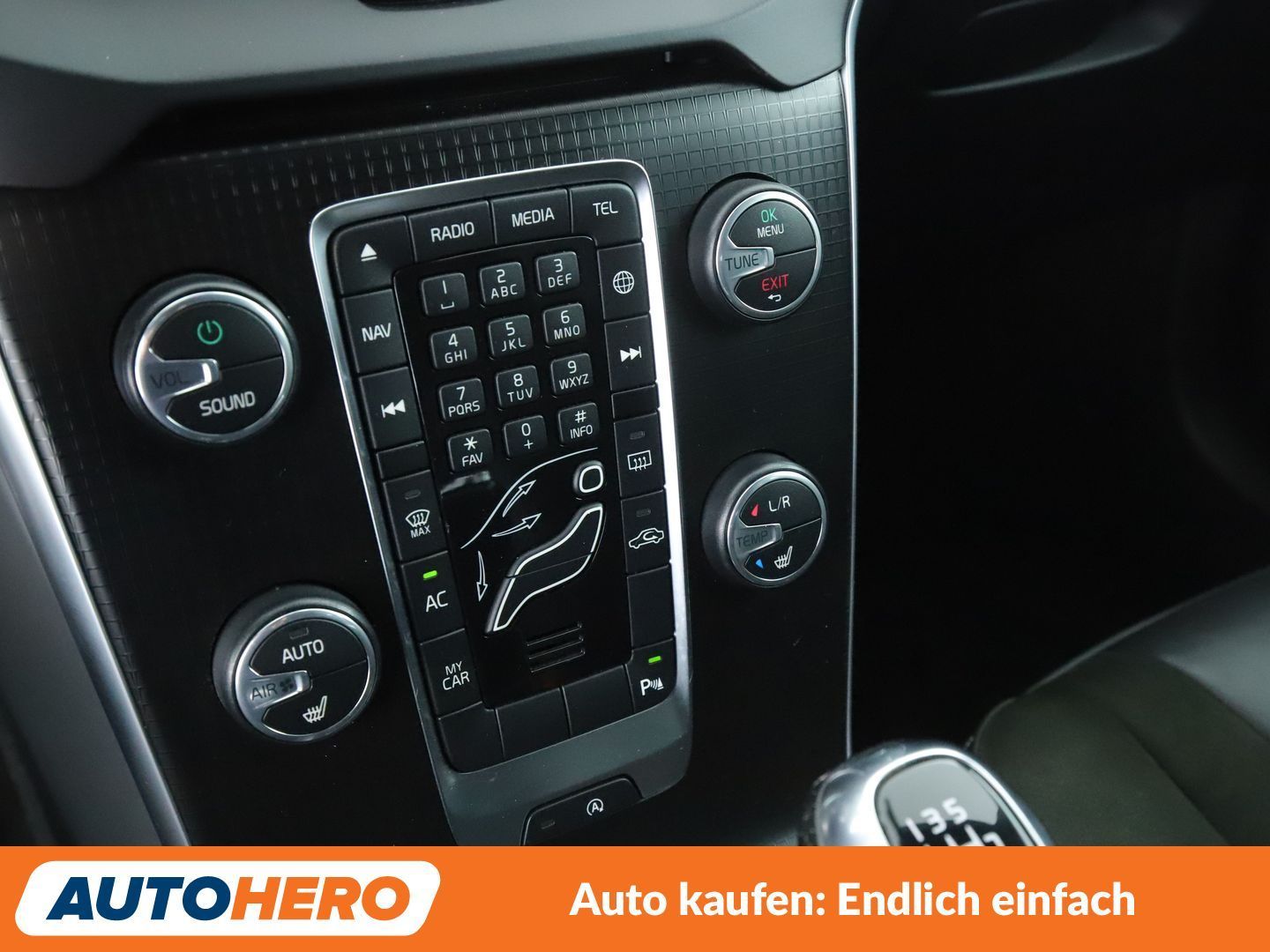 Volvo V40 2.0 T2 R-Design*NAVI*TEMPO*CAM*PDC*SHZ*