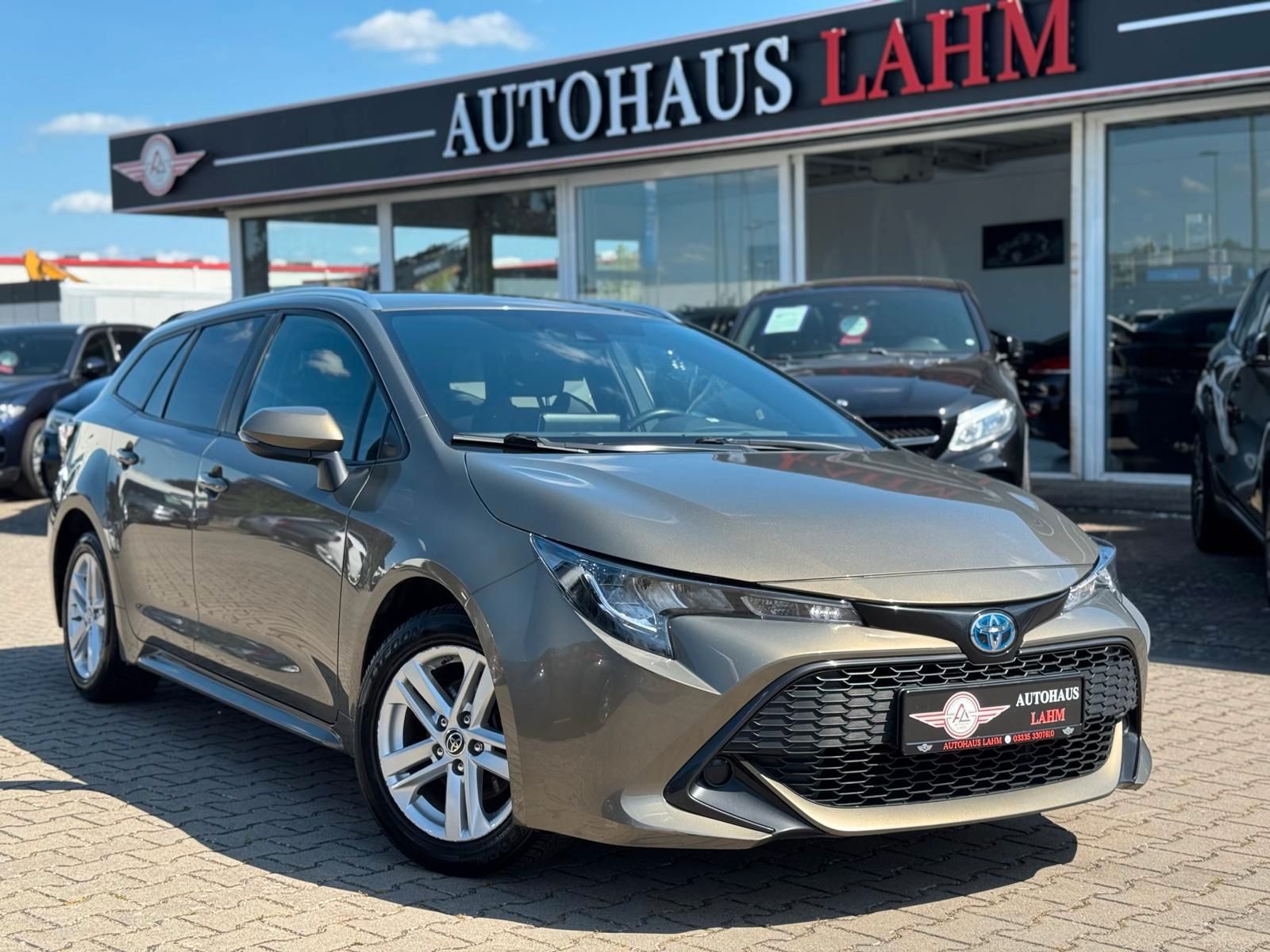 Toyota Corolla Touring Sports Hybrid Business Edition - Samsaru's Car Outlet