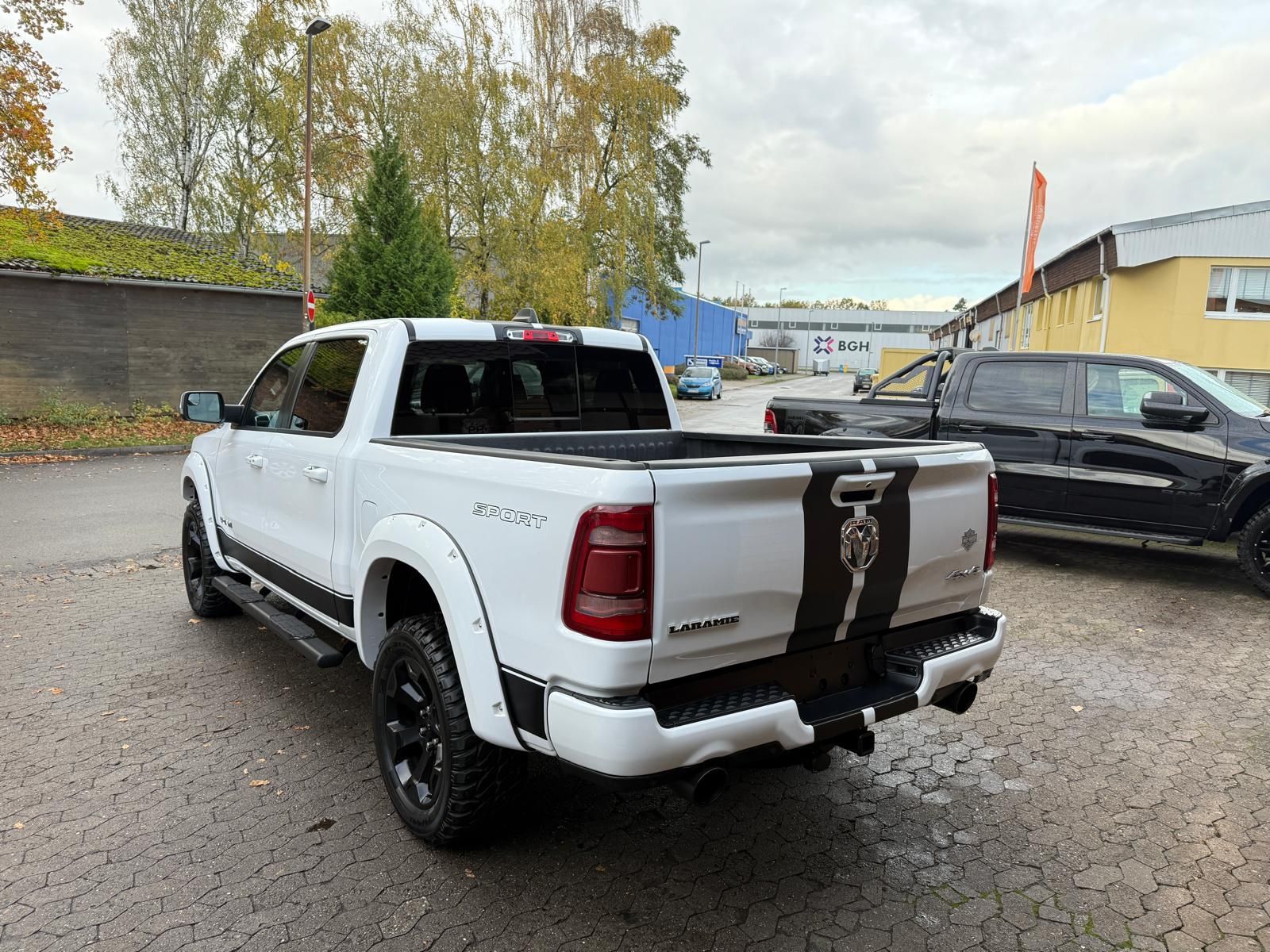 Dodge LPG*GT*SPORT*12"RADIO*PANO*OFFROAD*BÜGEL*